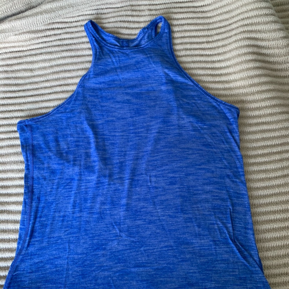 Lululemon twist back high neck tank